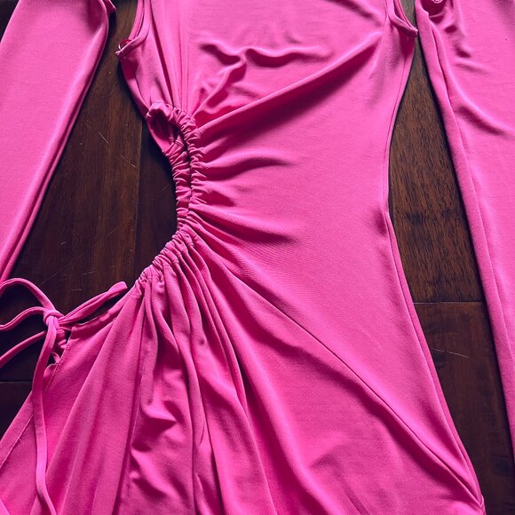 Off-White Vi-crepe See Thru Midi Dress in Fuchia - Picture 14 of 17